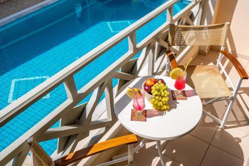 Hotel Summer Dream Kamari  Exterior photo